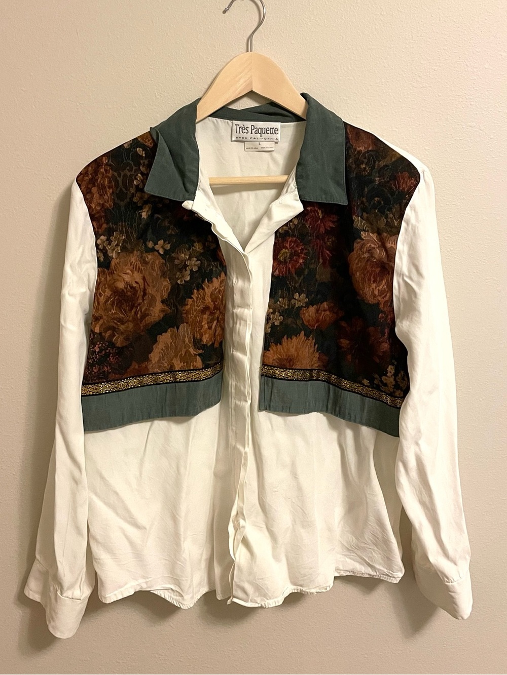 Tres Paquette - White Button-Up Blouse with Floral Yoke - Size L